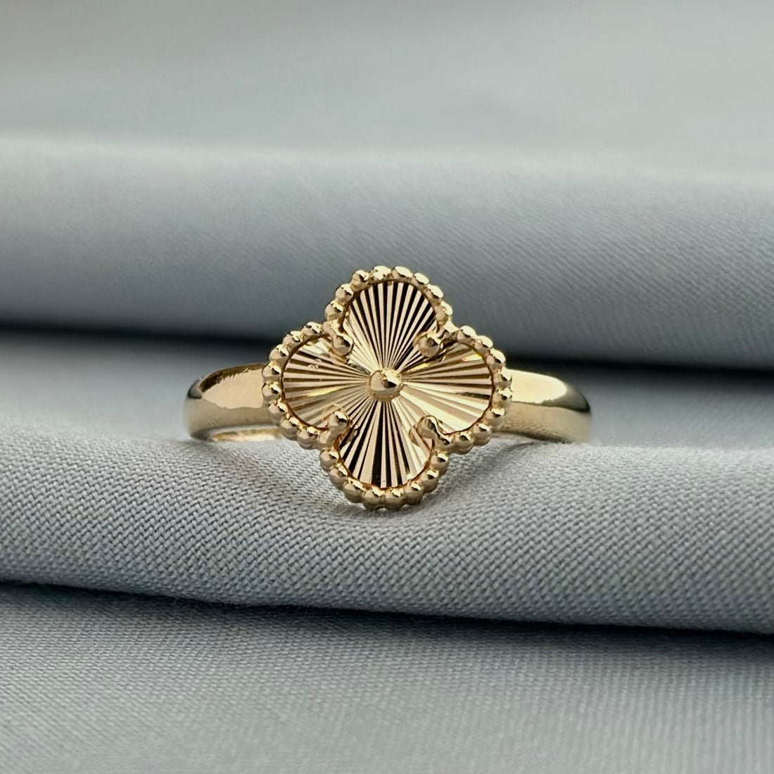Inel reglabil Trifoi Placat cu Aur 14k